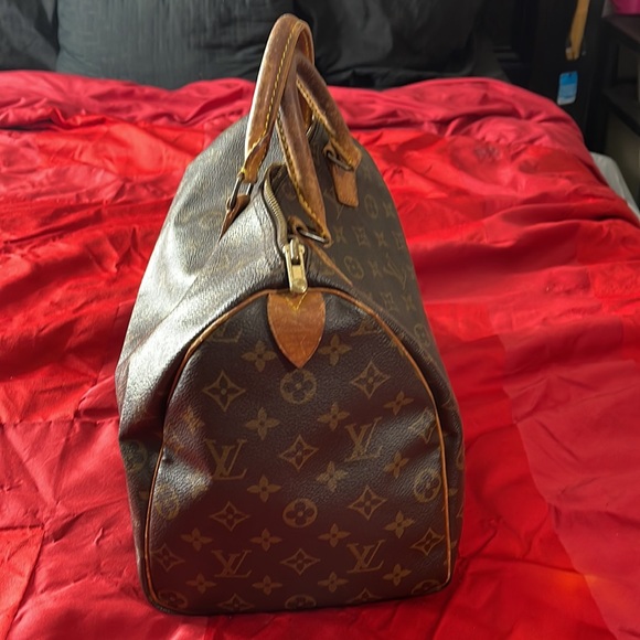 Authentic vintage Louis Vuitton authentic speedy 35 without the strap! - Picture 4 of 14
